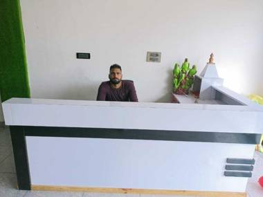 SPOT ON 93289 Hotel Akshat