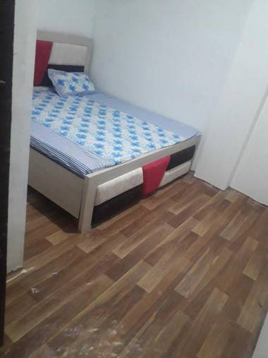 OYO 92055 Golden Inn Hotel