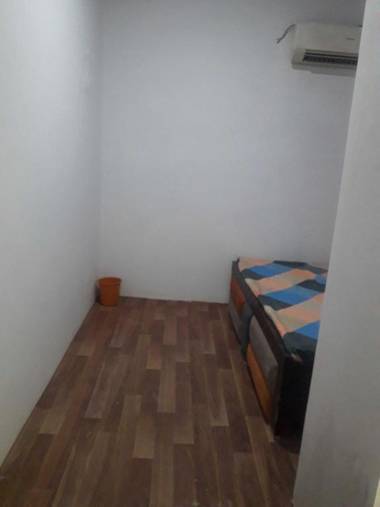 OYO 92055 Golden Inn Hotel