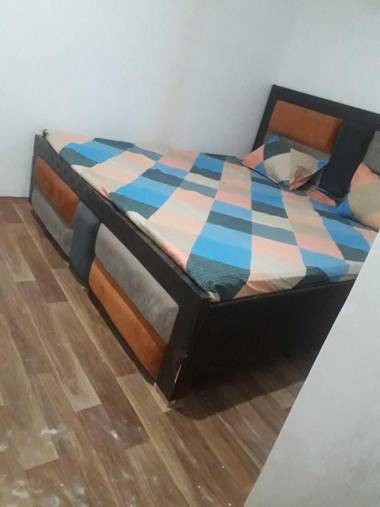 OYO 92055 Golden Inn Hotel