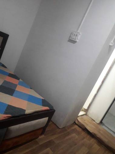 OYO 92055 Golden Inn Hotel