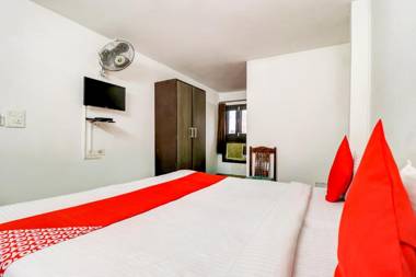 OYO 66434 Hotel Dhruv Inn