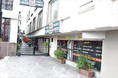 PARADISE AC DORMITORY