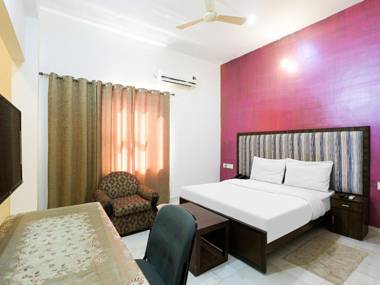 OYO 24054 Nihon Rooms