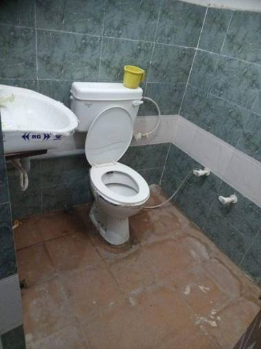 OYO 82146 Thikana Hotel