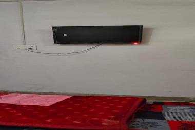 OYO 86189 Glaxy Hotel