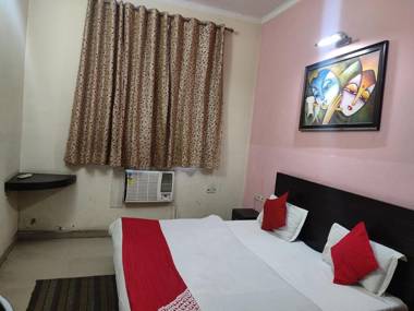 OYO 87256 Nu Regency Hotal Dharuhera