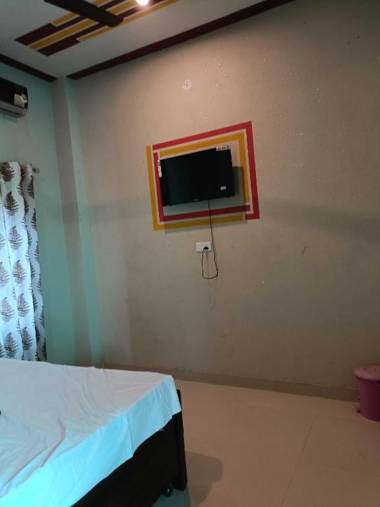 OYO 89737 Daksh Hotel Nangal Choudhary