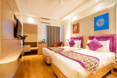 Hotel Express Inn
