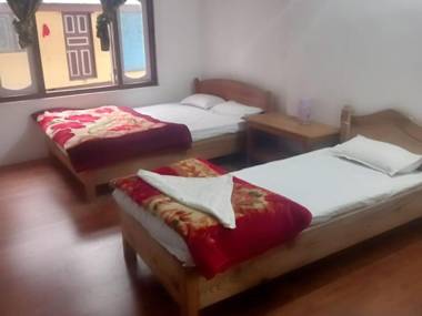 OYO HOME 88259 Potala Inn