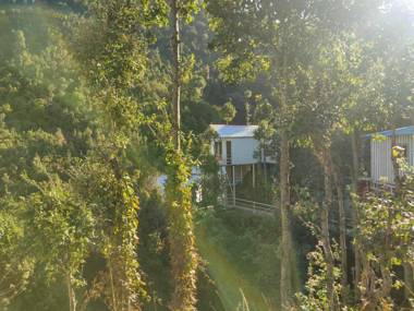 Ghughuti Resort Dhanaulti