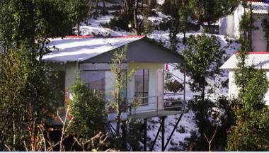 Ghughuti Resort Dhanaulti