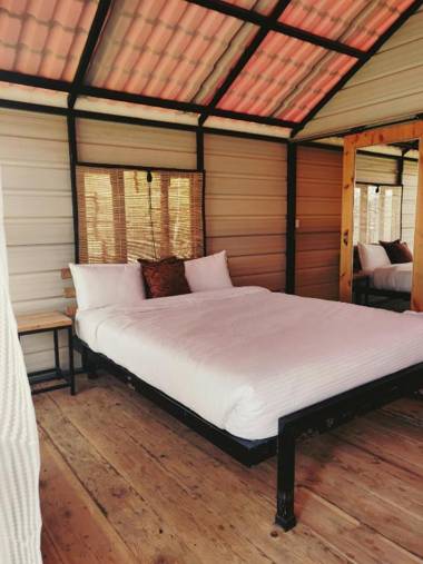 The Hillside Cottages