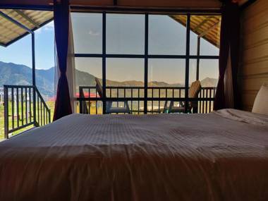 The Hillside Cottages