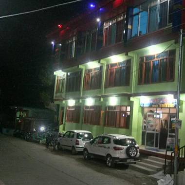 Pine guest house abd restaurant