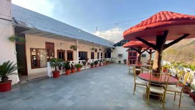 Hotel Sandhya Palace