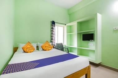 SPOT ON 62038 Sri Devi Residency