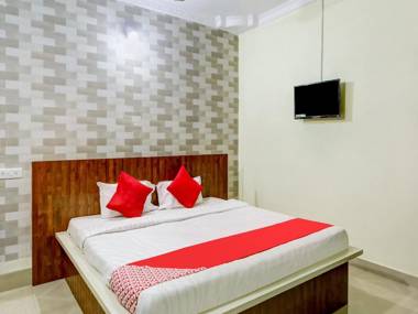 OYO 71936 Hotel Badri Inn & Yatri Niwas