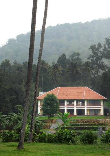 Windermere River House