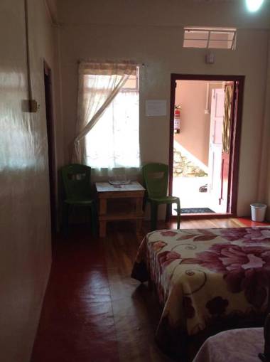 Holly Lodge Guest House