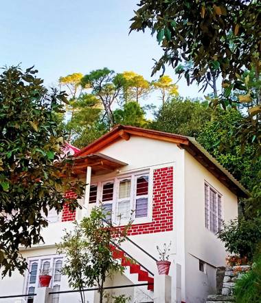 Binsar Jungle House