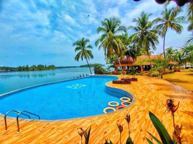Paradise Lagoon Resort