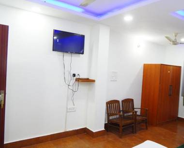 OYO 12846 Hotel Sunita