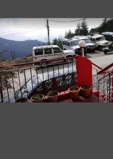 Pause dwelling Palace