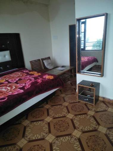 Hotel bhagsu sunrise