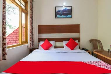 OYO 64248 Hotel Green View