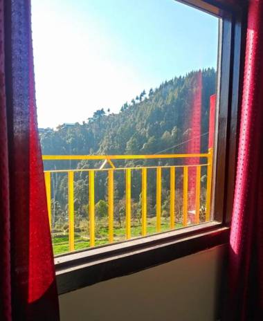 Mitra Hostel Dharmkot