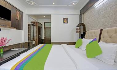 Treebo Trend Nature Peace