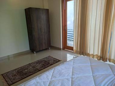 Madpackers Dharamkot McLeod Ganj