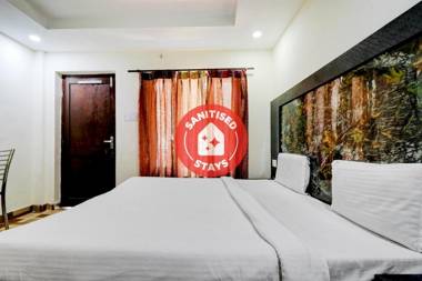 OYO 84086 Hotel Sandiyana Inn