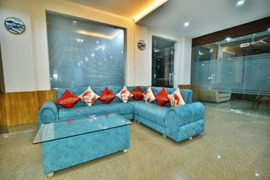 Dhauladhar Hills Resort