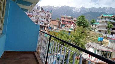 Snow Mountain Guest House