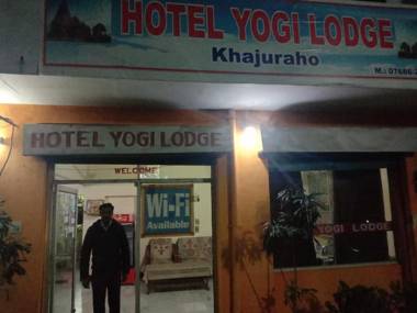 HOTEL YOGI LODGE