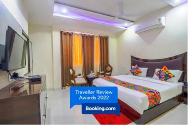 FabHotel Rockland - Fully Vaccinated Staff