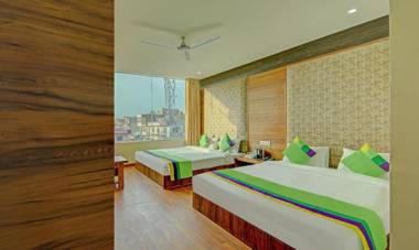 Treebo Trip Black Diamond Zirakpur