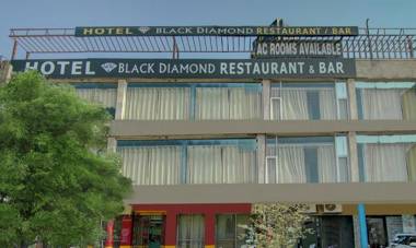 Treebo Trip Black Diamond Zirakpur