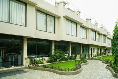 Nest Beacon Resort Daman