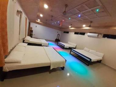 Royal Cottage Anaimalai room 2