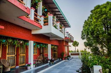 Tehri Retreat Sursingdhar Near New Tehri & Kanatal By Himalayan Eco Lodges