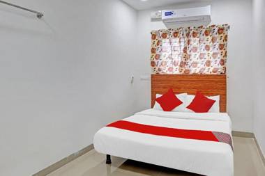 OYO 85580 Ams Elite Residency