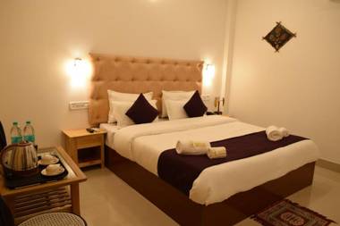 Sundaze Beach Resort