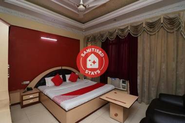 OYO Flagship 24991 Akash Regency