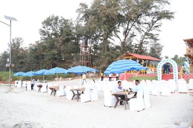 Royal Ocean Beach resort