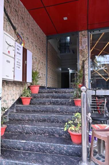 Hotel Stone Park by WB Inn