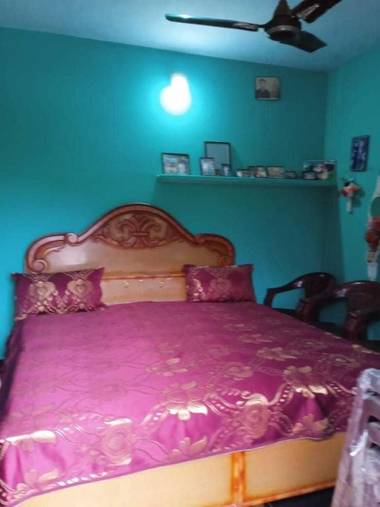 POP HOME 92724 Shakti Homestay