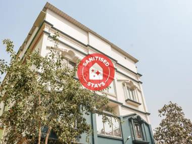OYO Flagship 77118 Balgopal Guest House
